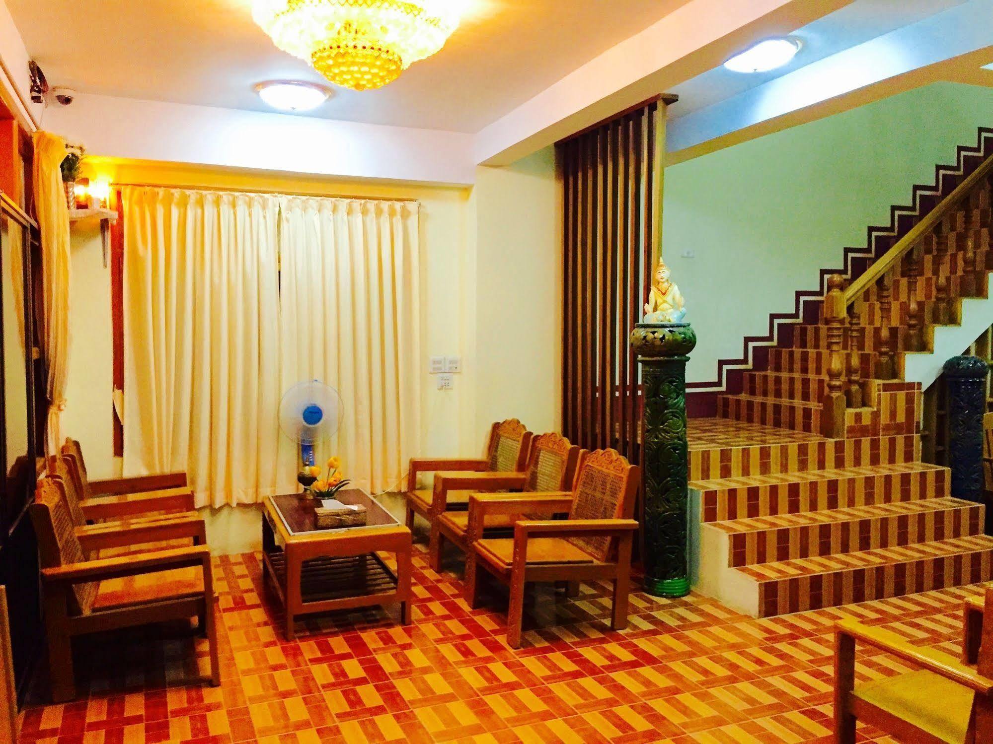 Inle Star Hotel Nyaung Shwe Exterior photo